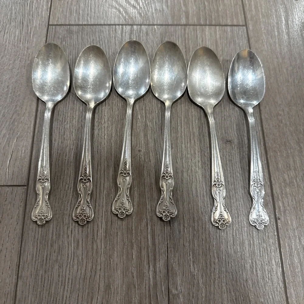 6 International Silverplate Flatware Inspiration-Magnolia Teaspoons 6 1/8